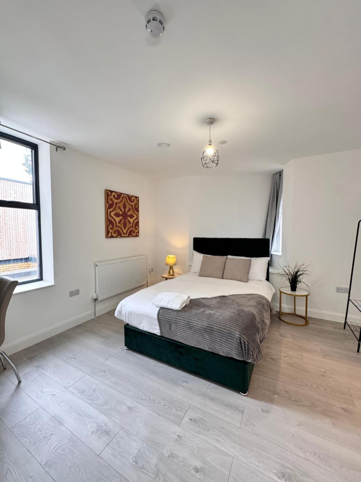 Ealing Broadway Great Stay 7-Minute Walk From The Underground Esterno foto