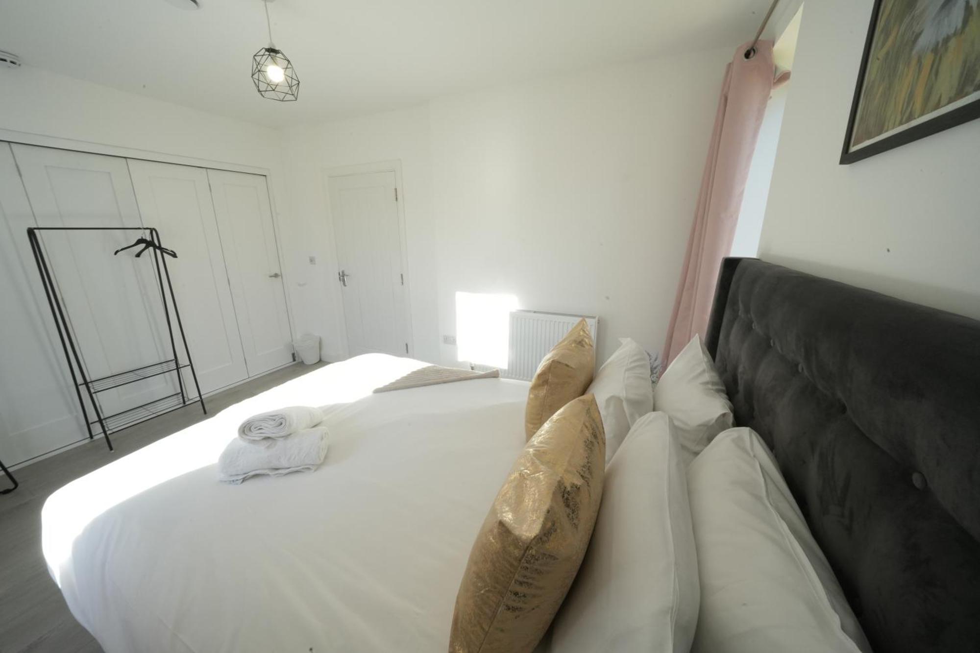 Ealing Broadway Great Stay 7-Minute Walk From The Underground Esterno foto