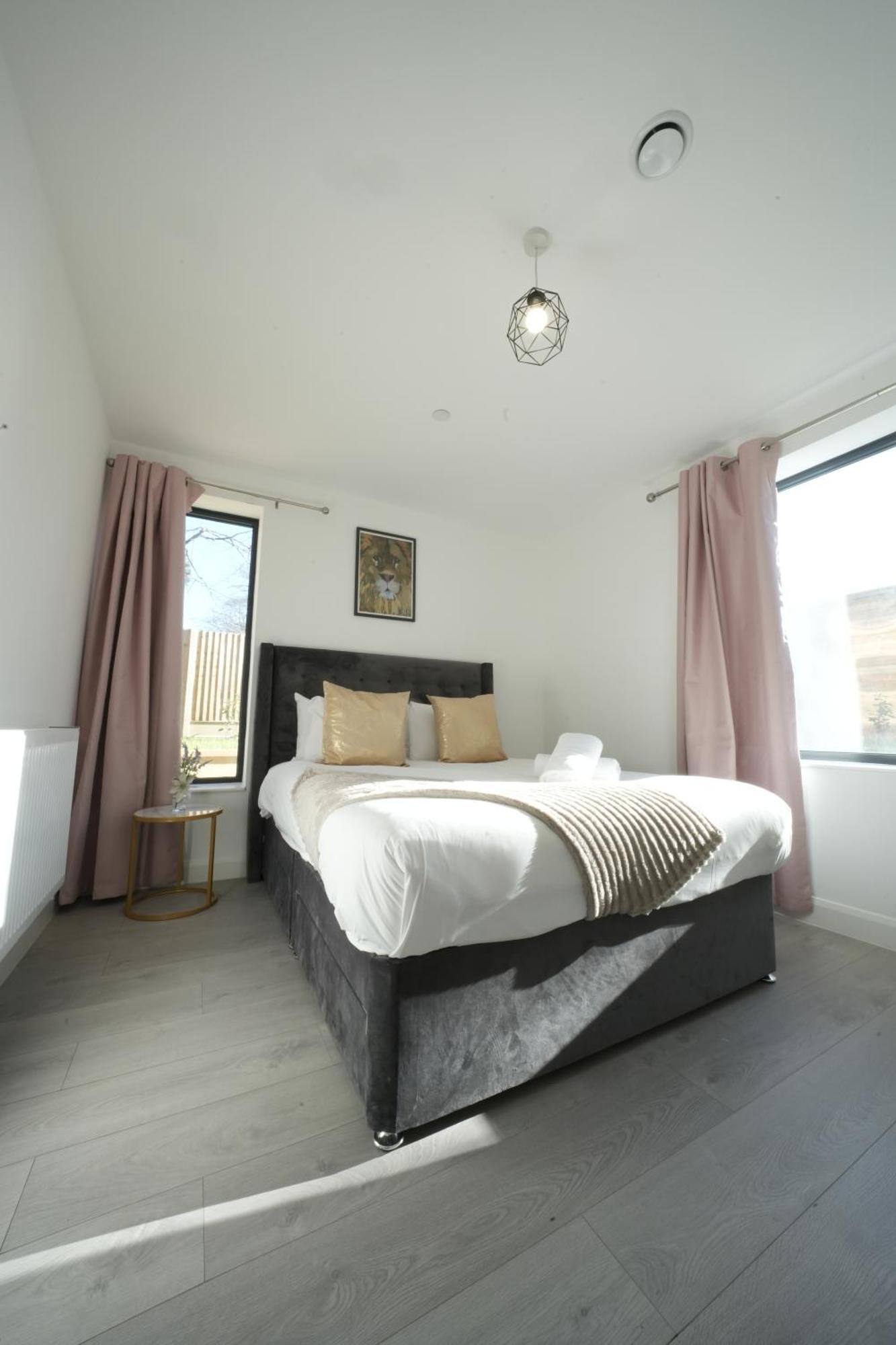 Ealing Broadway Great Stay 7-Minute Walk From The Underground Esterno foto