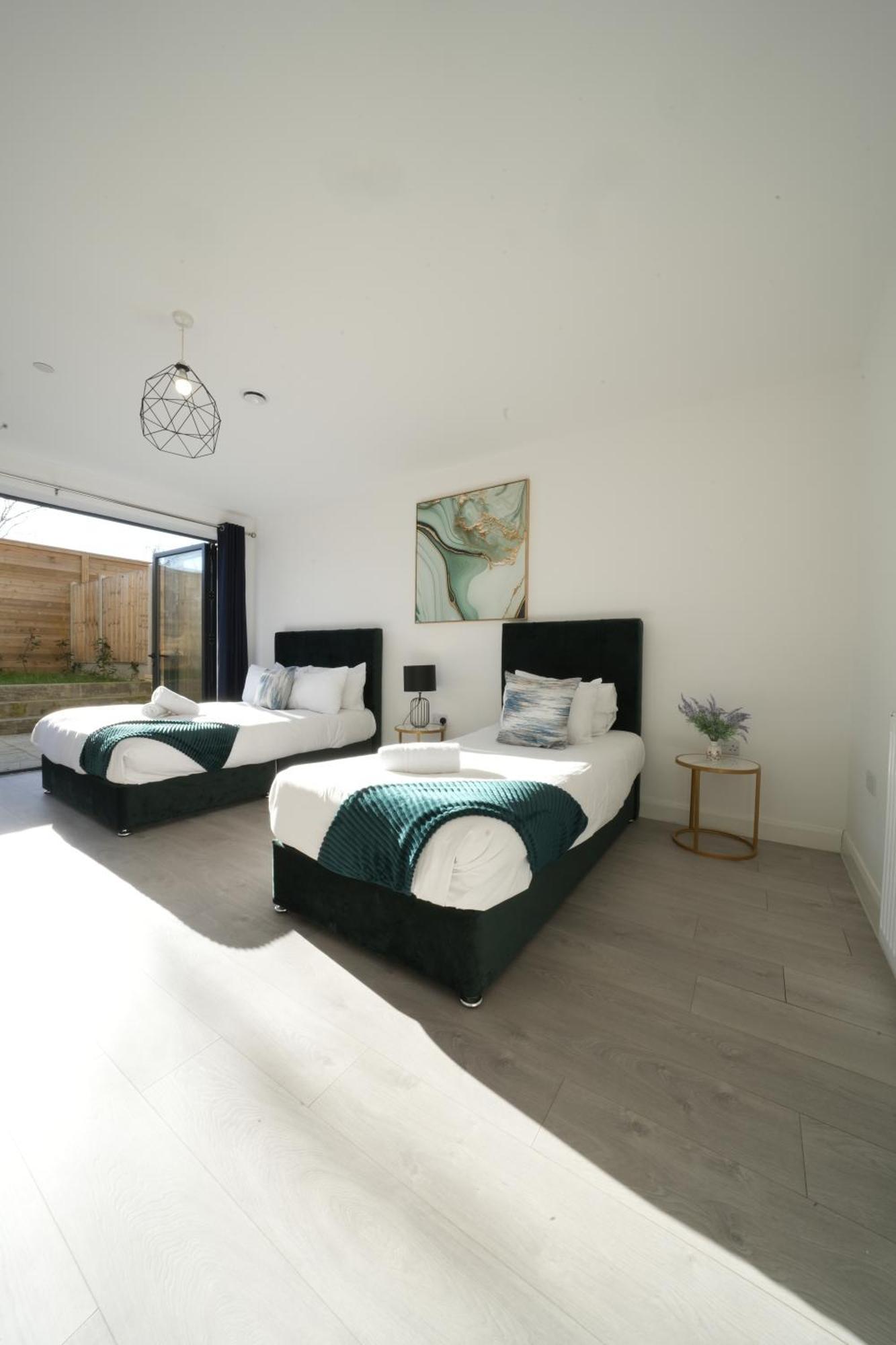 Ealing Broadway Great Stay 7-Minute Walk From The Underground Esterno foto