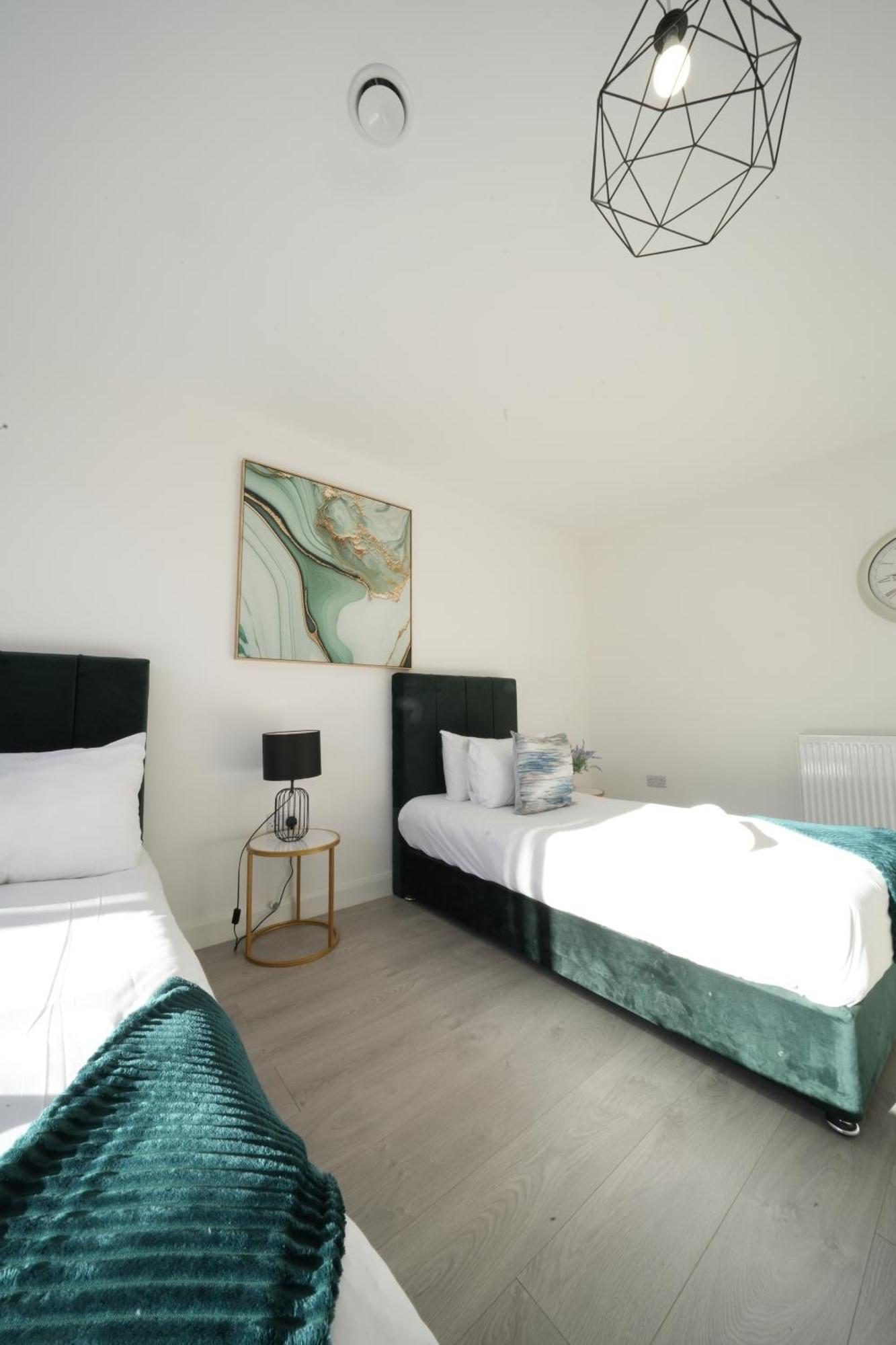 Ealing Broadway Great Stay 7-Minute Walk From The Underground Esterno foto