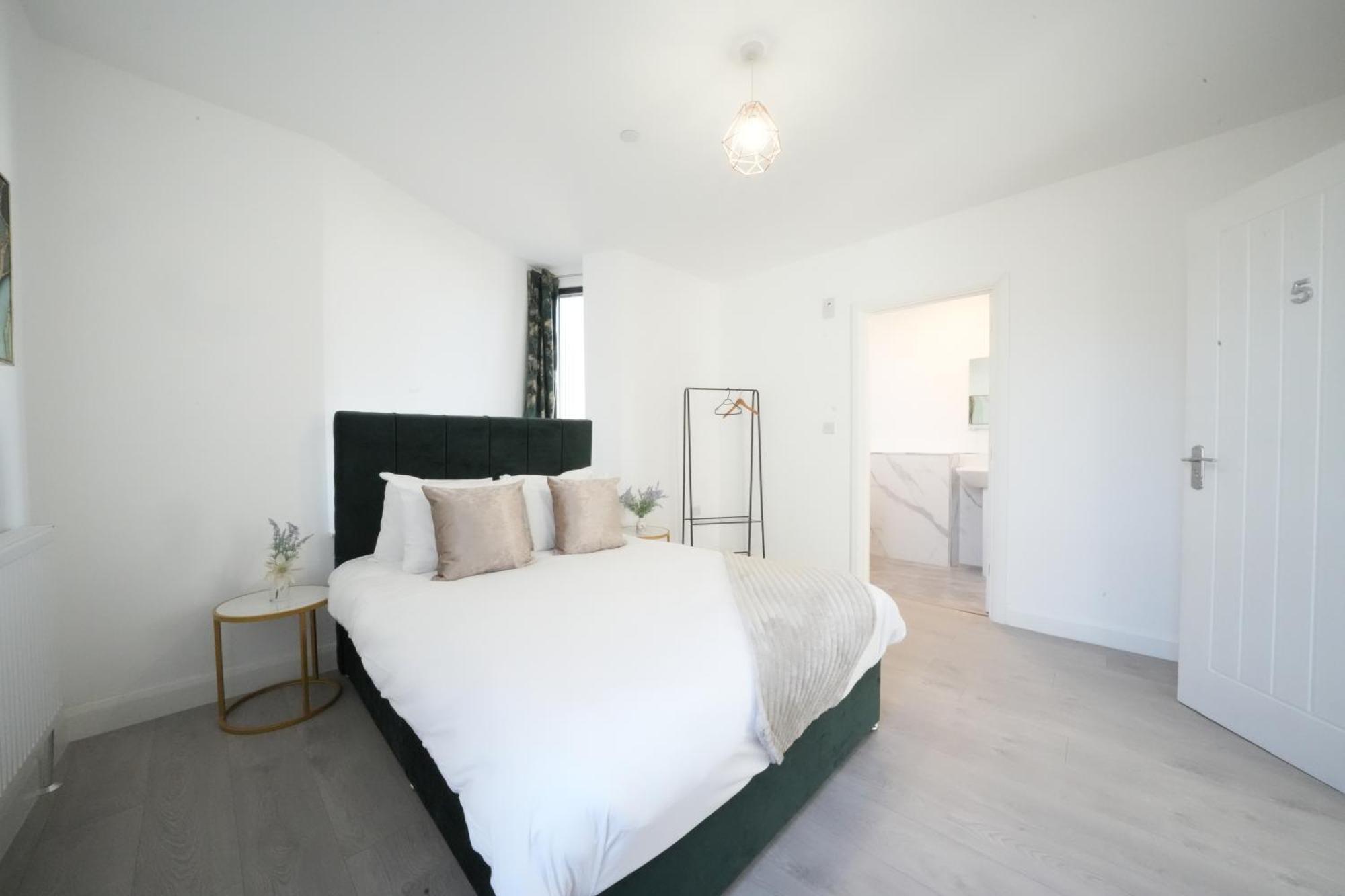 Ealing Broadway Great Stay 7-Minute Walk From The Underground Esterno foto